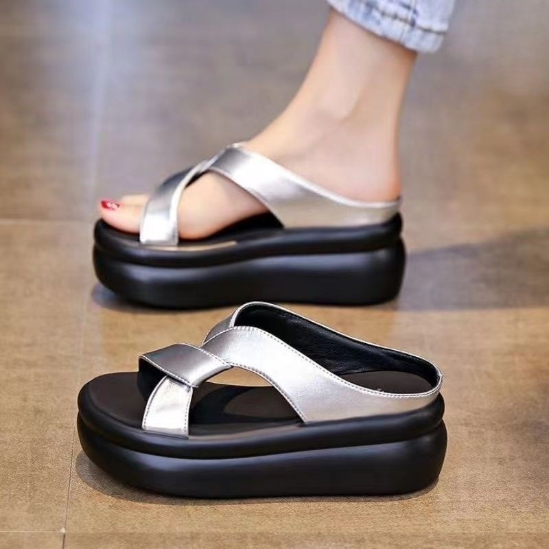 Summer Light Clothing - Women's Beach Sandals New Thick Bottom